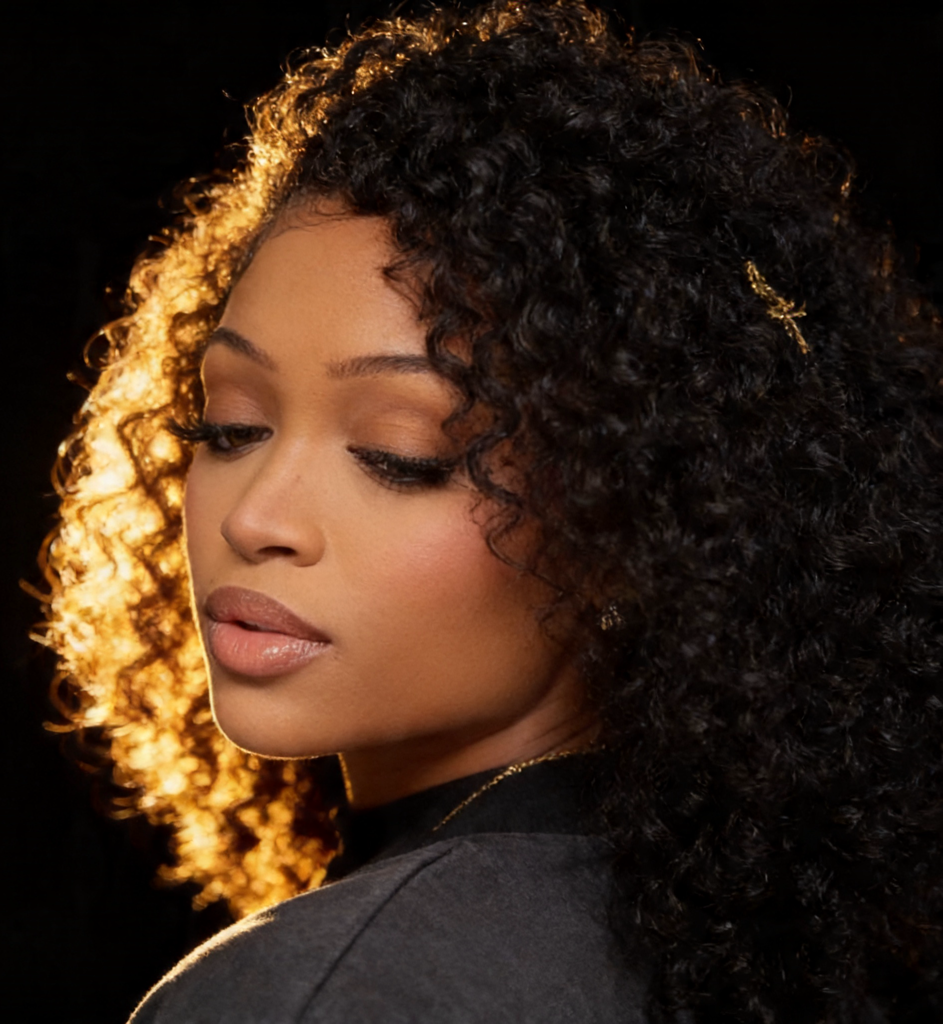 Novaé Kinky Curly Half Wig — Seamless Clip-In, No Lace, Wear & Go Human Hair