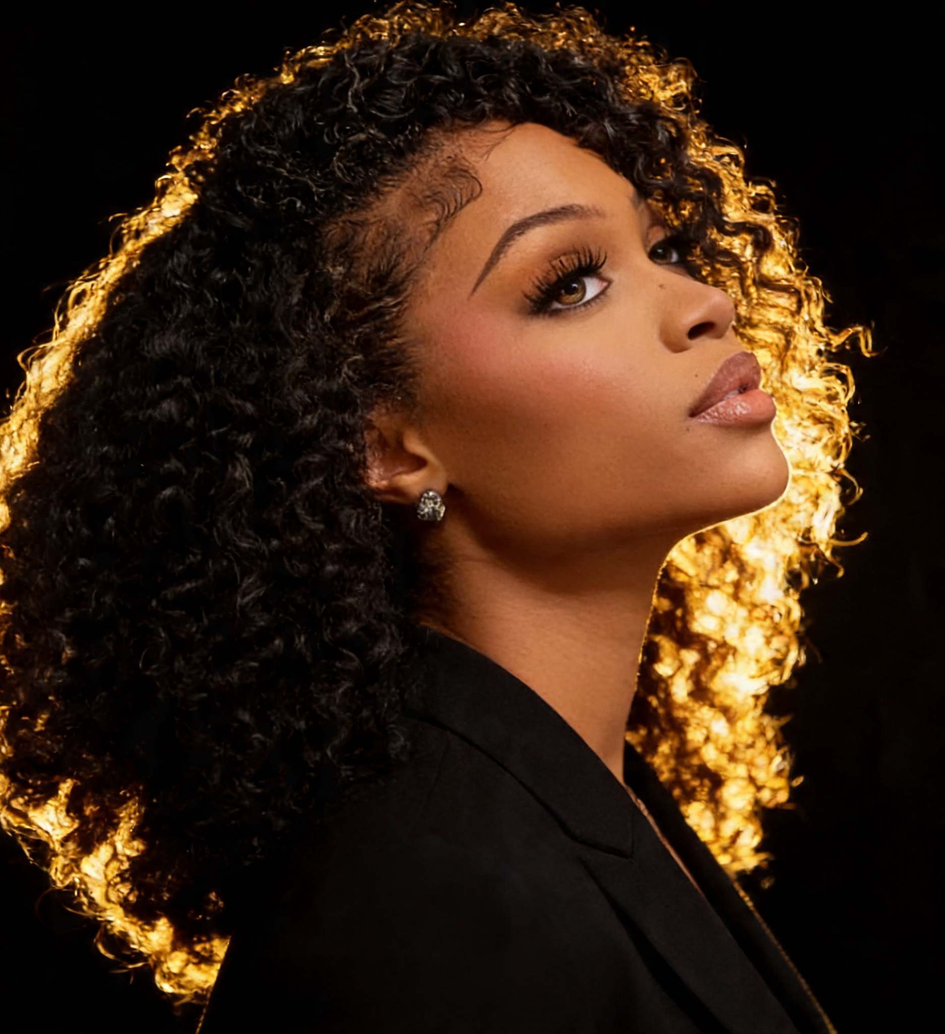 Novaé Kinky Curly Half Wig — Seamless Clip-In, No Lace, Wear & Go Human Hair